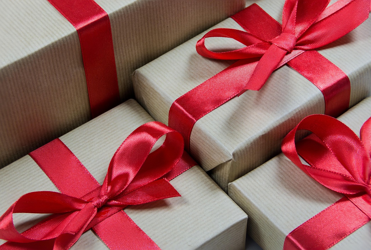 誕生日に贈るワインのプレゼントでおすすめの種類は？