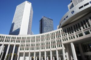 ロゼワインを贈るためのおしゃれなギフトアイデアは？