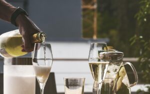 ワインギフトを持ち帰りするための最適なバッグは？